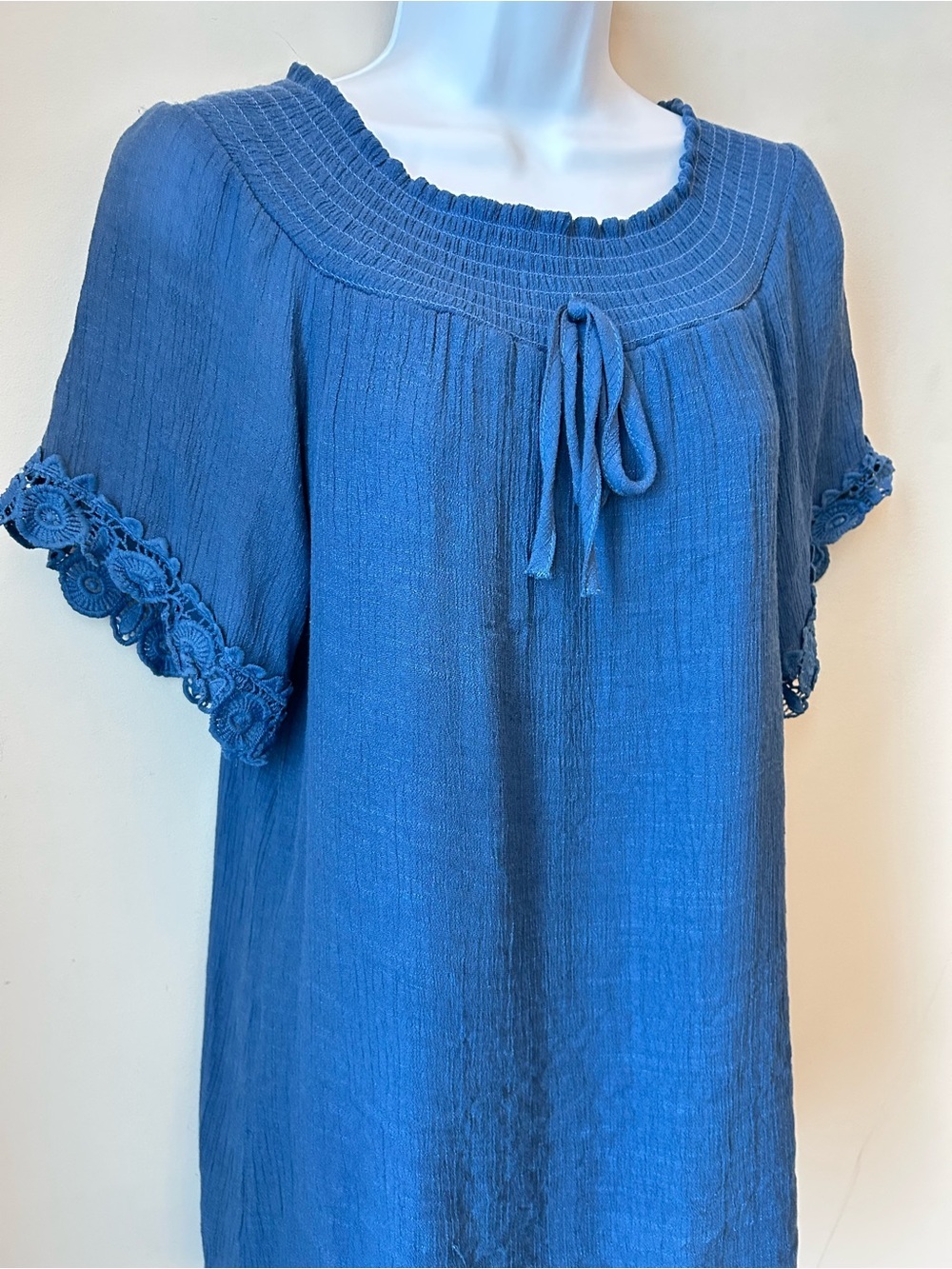 🟢 5 for $25 🟢 Blue Short-Sleeve Peasant Top with Lace Crochet Trim Cottagecore